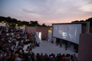 3. cine pilaias 0022