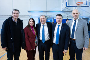 anoixti omilia filiro 0005