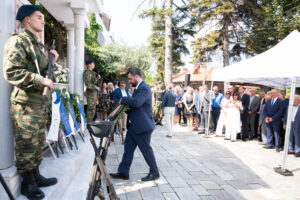 olokaftoma xortiati 0100